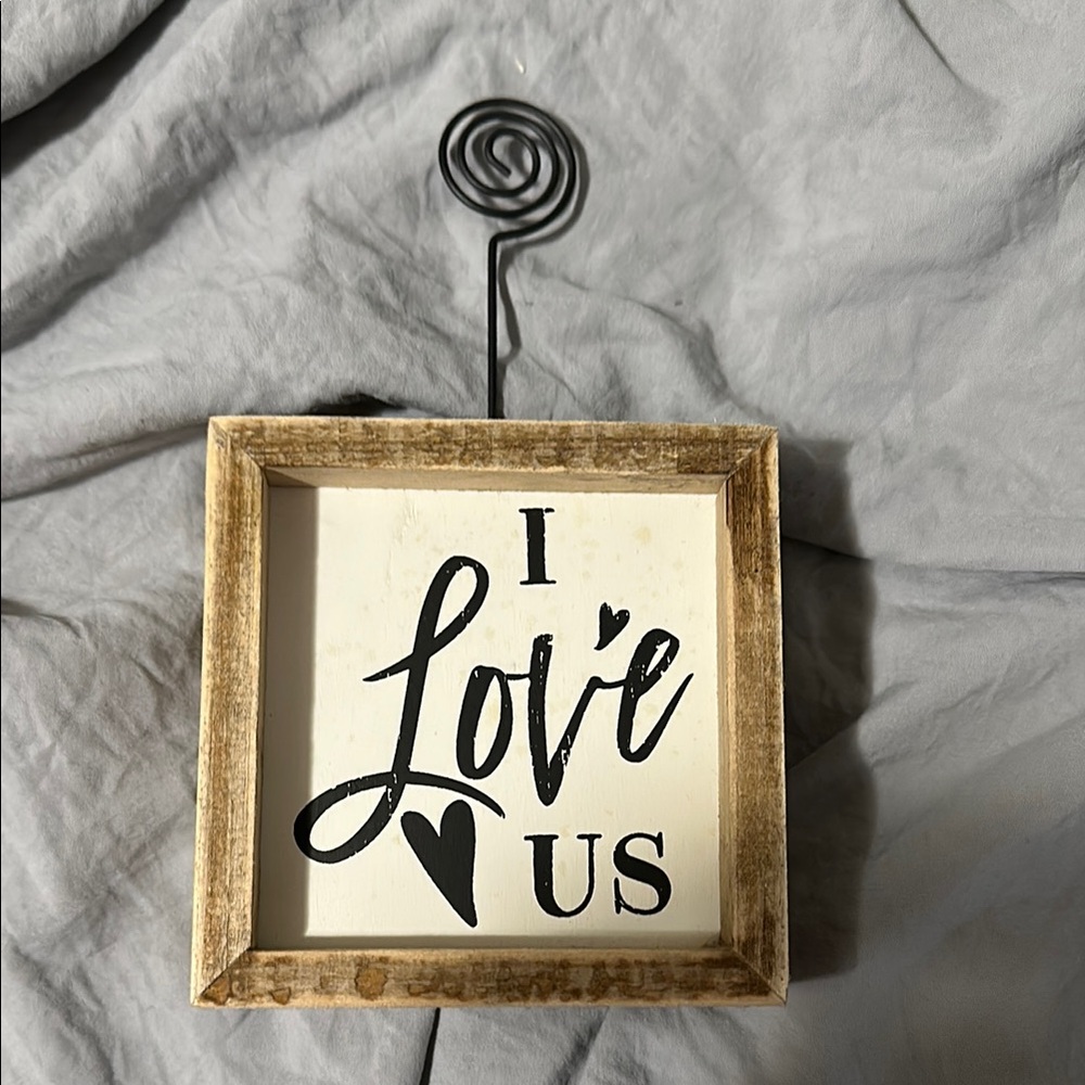 Three Girls and a Wish Rustic 'I Love Us' Photo Holder